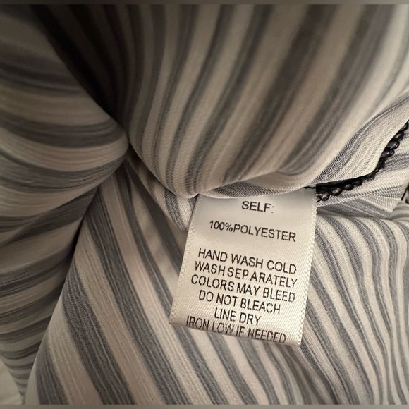 Striped Romper - Plus size - Picture 13 of 13